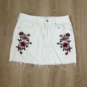 Women's White/Flower Pacsun Jean Skirt